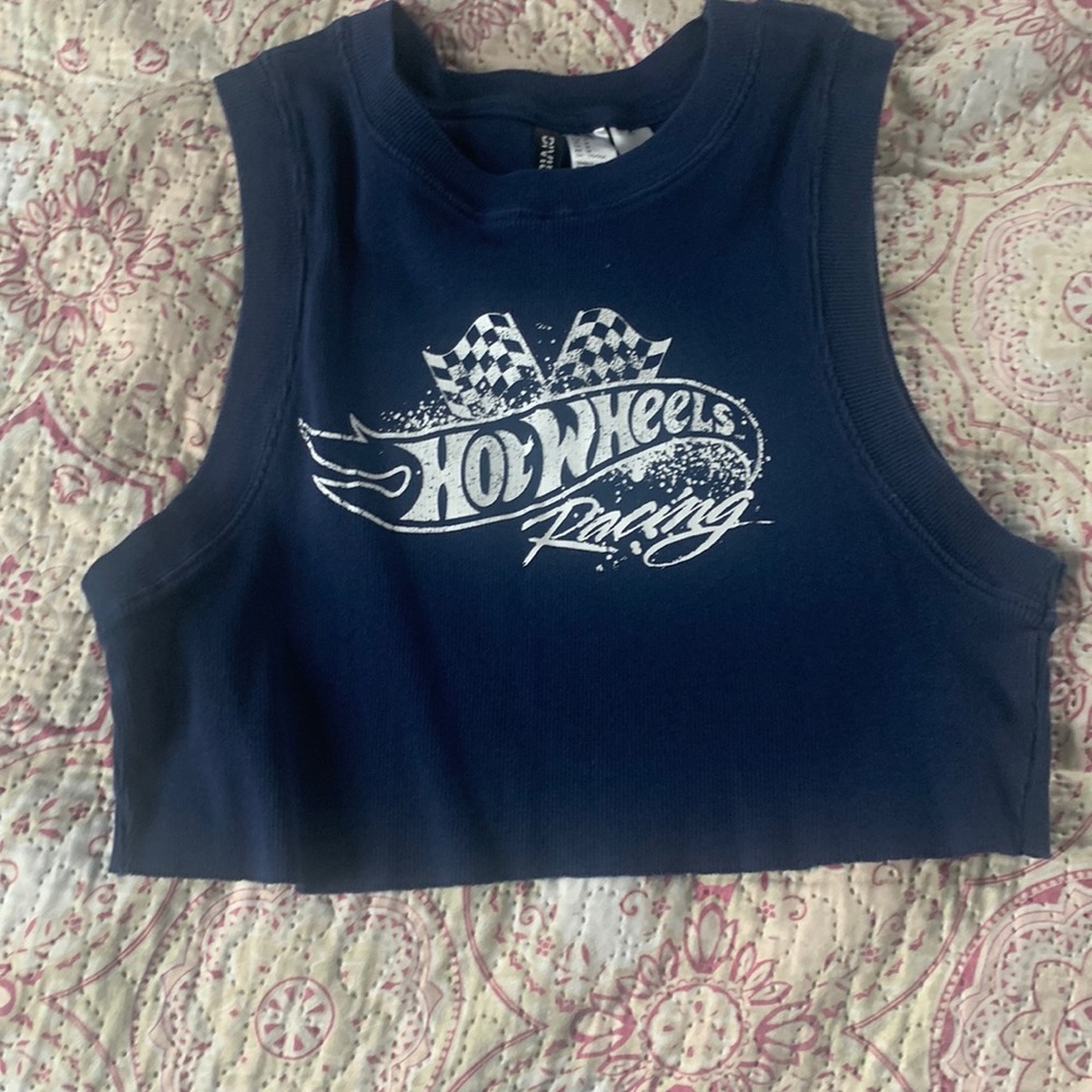 Graphic Crop Top